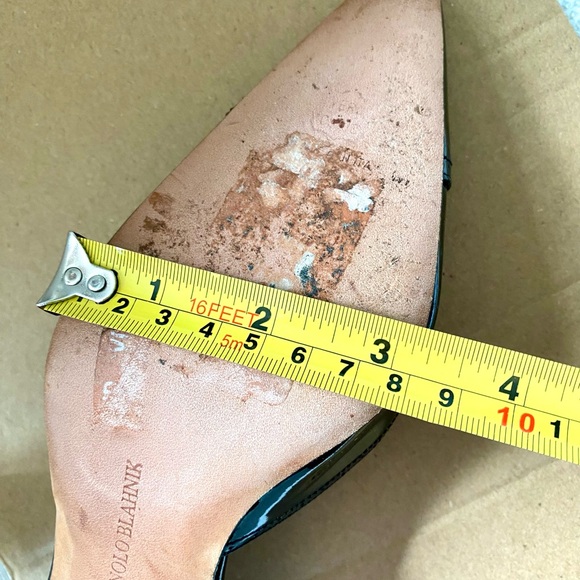 πΈ MANOLO BLAHNIK - Picture 6 of 13